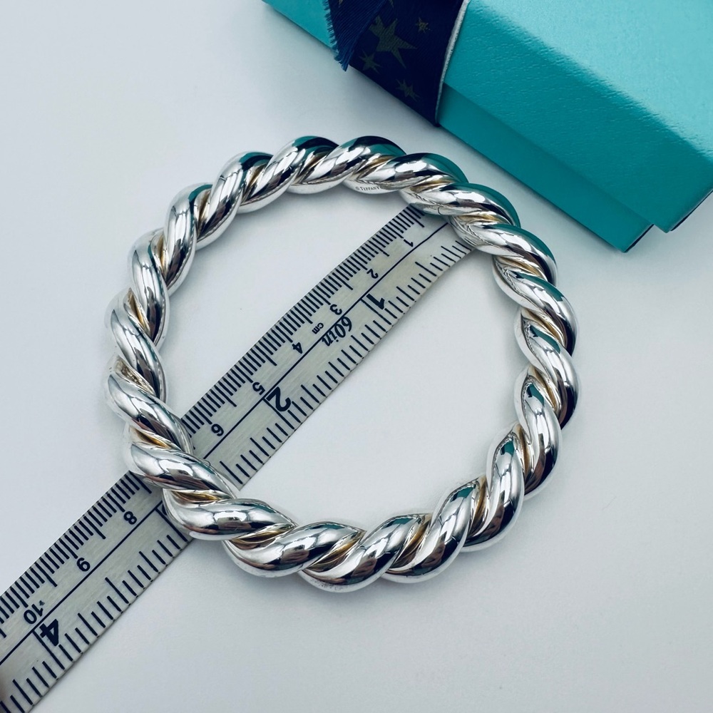 RARE Tiffany & Co. Vintage Twist Bangle Bracelet in Sterling Silver w Packaging - Picture 8 of 12